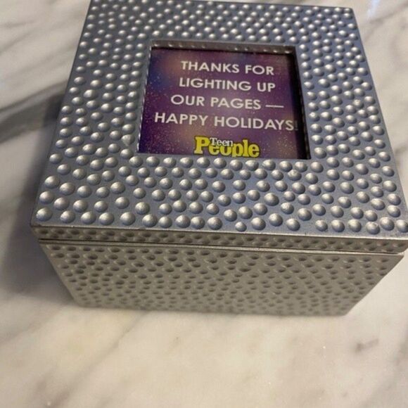 Vintage 1990s Limited Edition People Magazine Gift Candle Hammered Metal Box … - Picture 2 of 8